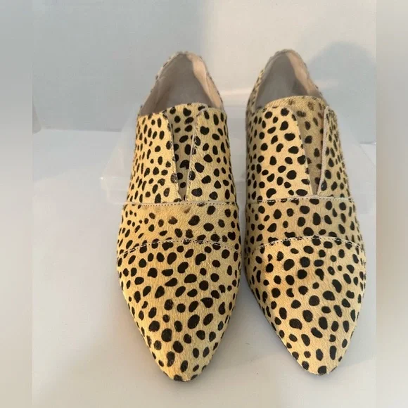 Matisse Mon Amie Calf Hair Slip On Oxfords - Picture 2 of 7